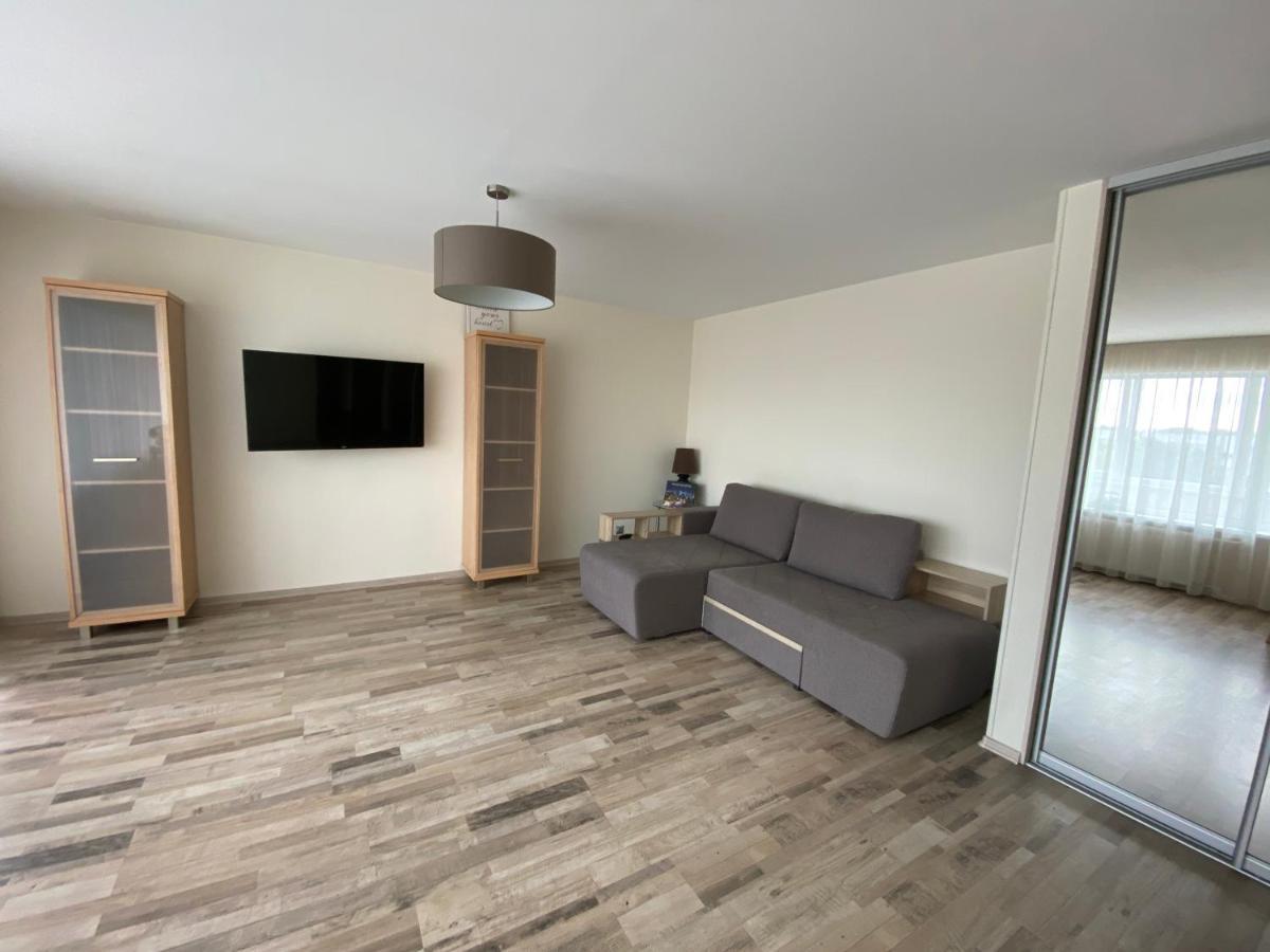 Apartment Siguldas 21 เลียปาญา ภายนอก รูปภาพ