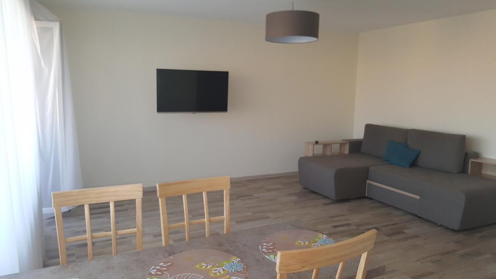 Apartment Siguldas 21 เลียปาญา ภายนอก รูปภาพ